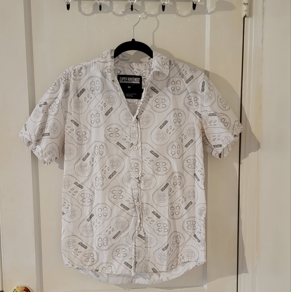 Super Nintendo Button Down